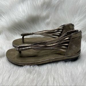 Me Too Leather Sandals Size 5.5